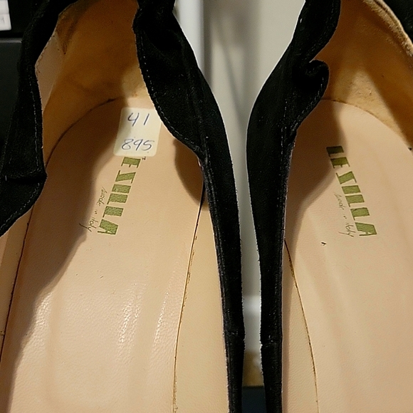 LeSilla 6in Italian LS-Ruffle heels - Picture 3 of 6